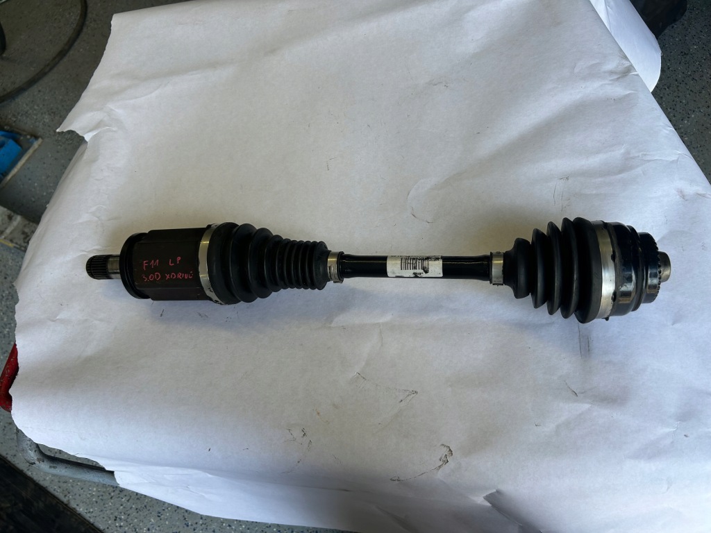 фото №1, Bmw оригінальний номер 7593043 привідний вал