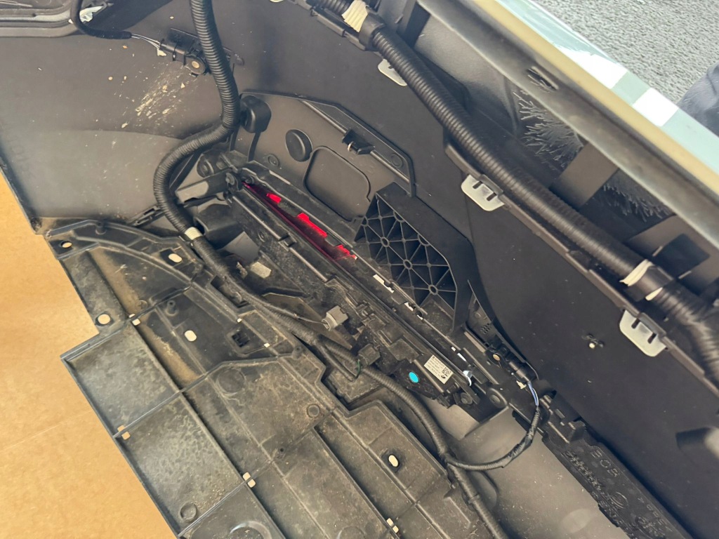 Бампер задний задний датчики 4 pdc камера радар ov369 bixuf megane v e-tech Цена