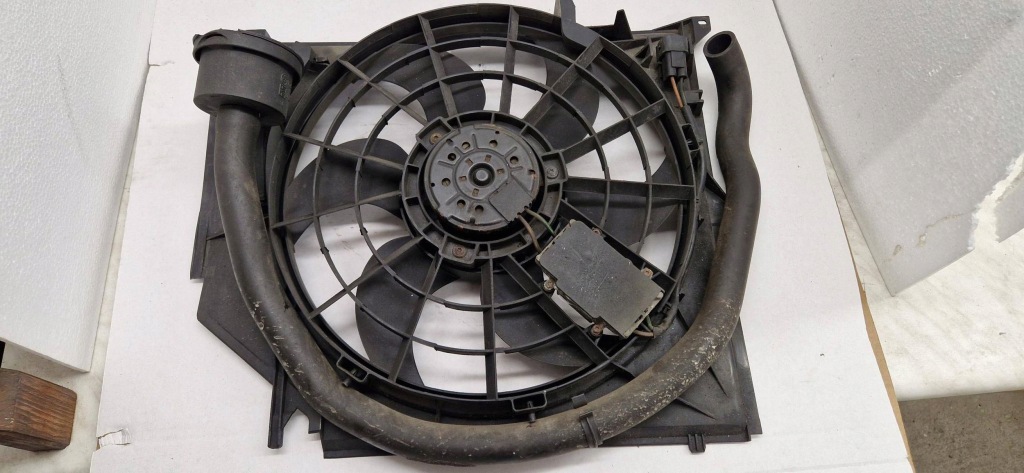 Вентилятор радиатора вентилятор bmw e46 1.9 бензин m43b19 0130303827 Недорого