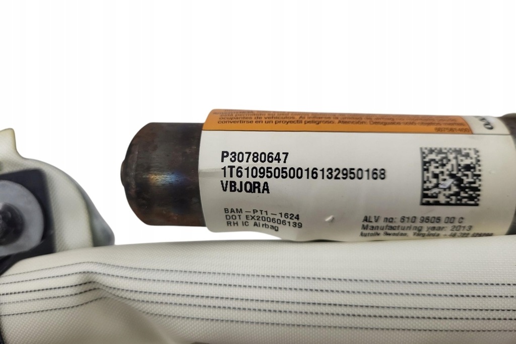фото №1, Шторка безпеки права volvo v60 30780647 2.4l 2014