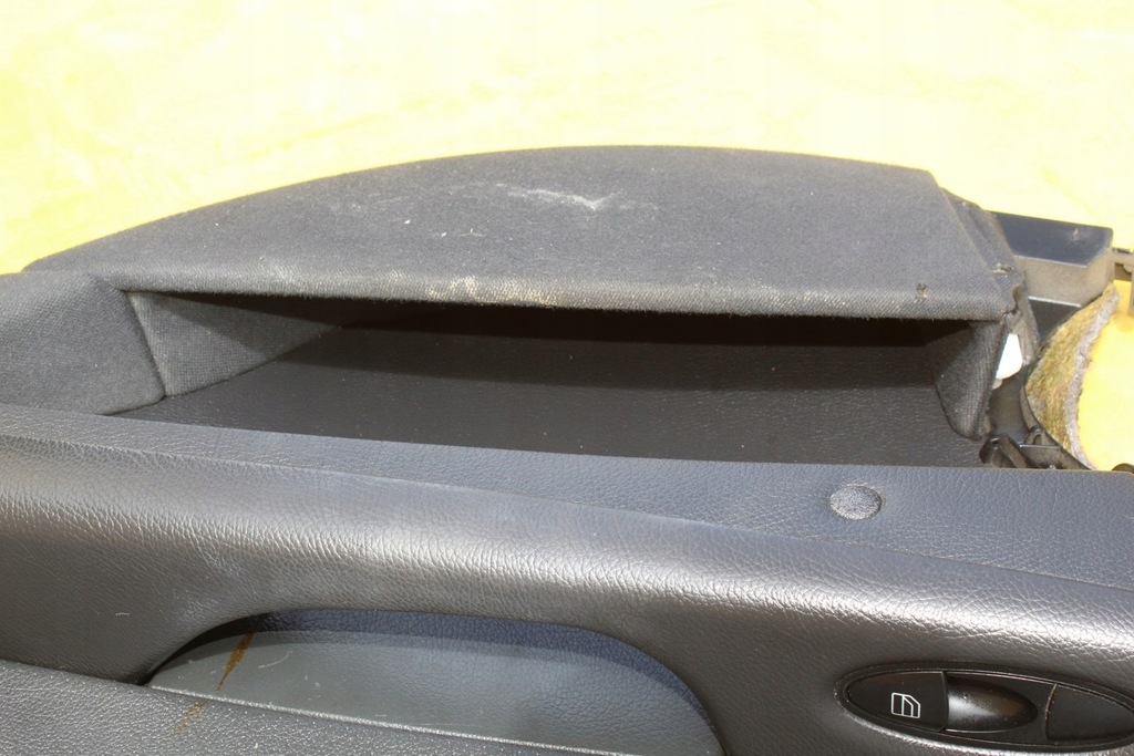 фото №6, Обшивка дверь правый задняя mercedes w211 sedan