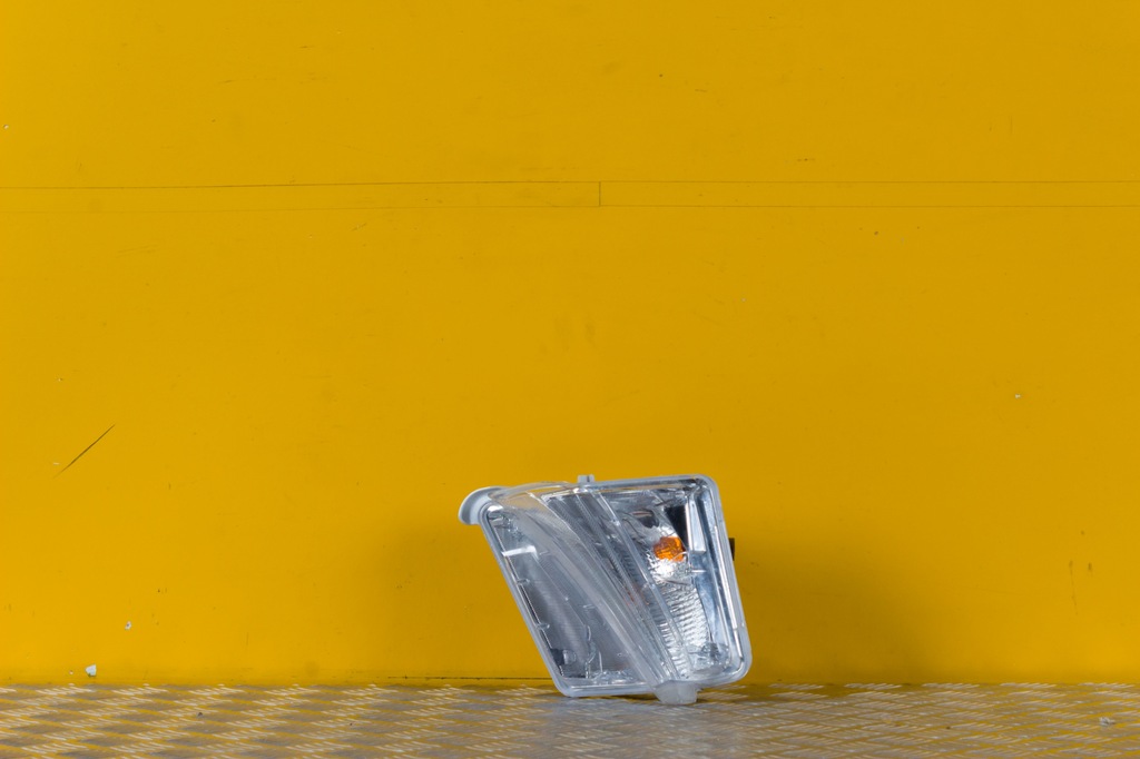 фото №1, Toyota avalon 2016-2018 лампа противотуманная фара левый перед