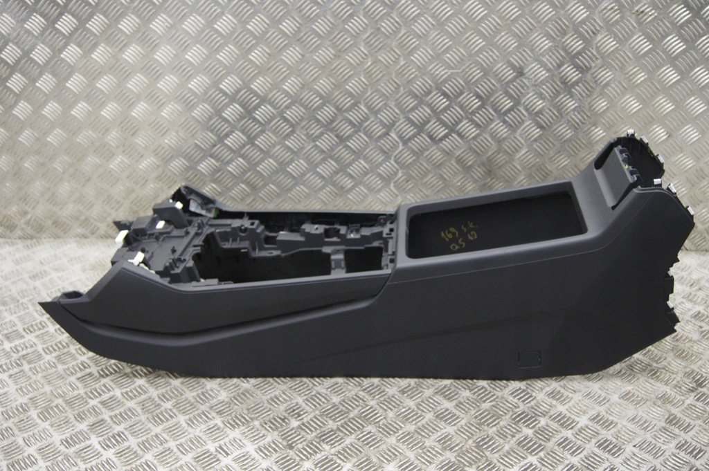 фото №1, Audi q5 80a тунель