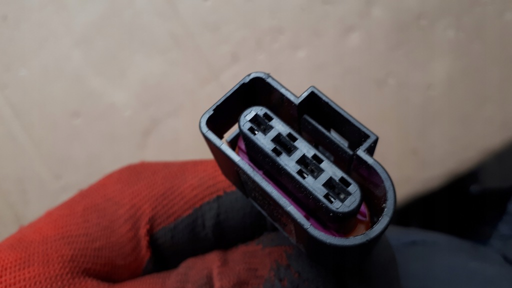 фото №7, S4 b9 a4 8w штекер колодка 8k0973724 a5 8w s5 q5