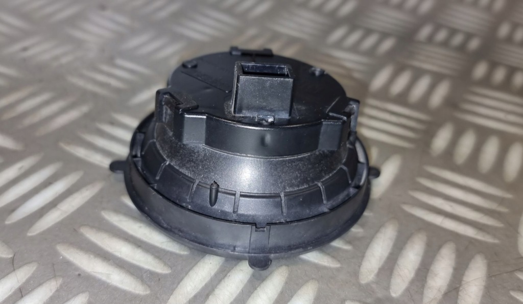 Купить Bmw e60 e61 e63 e64 моторчик регулировки зеркало 8pin 7191406 311009 gg