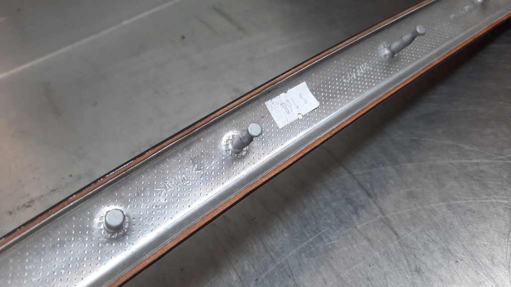 фото №7, Молдинг оббивка двері лівий перед 30716429 volvo s80 v70 iii xc70 ii