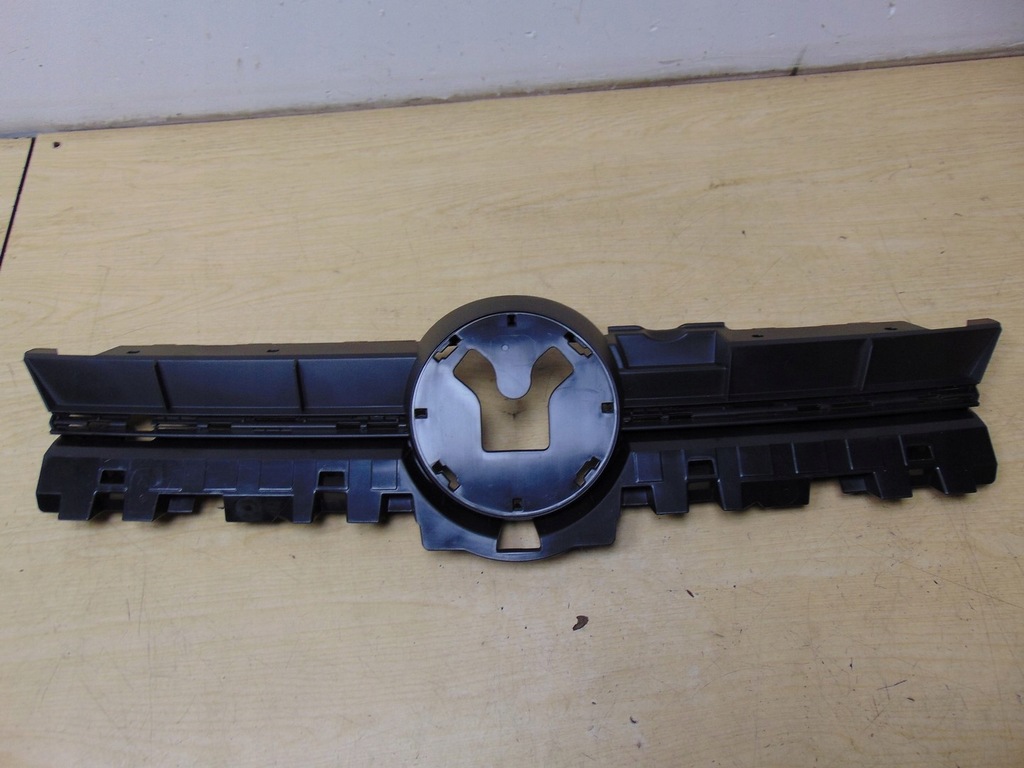 фото №1, Решётка радиатора решётка радиатора vw vw up lift 1s0853653a