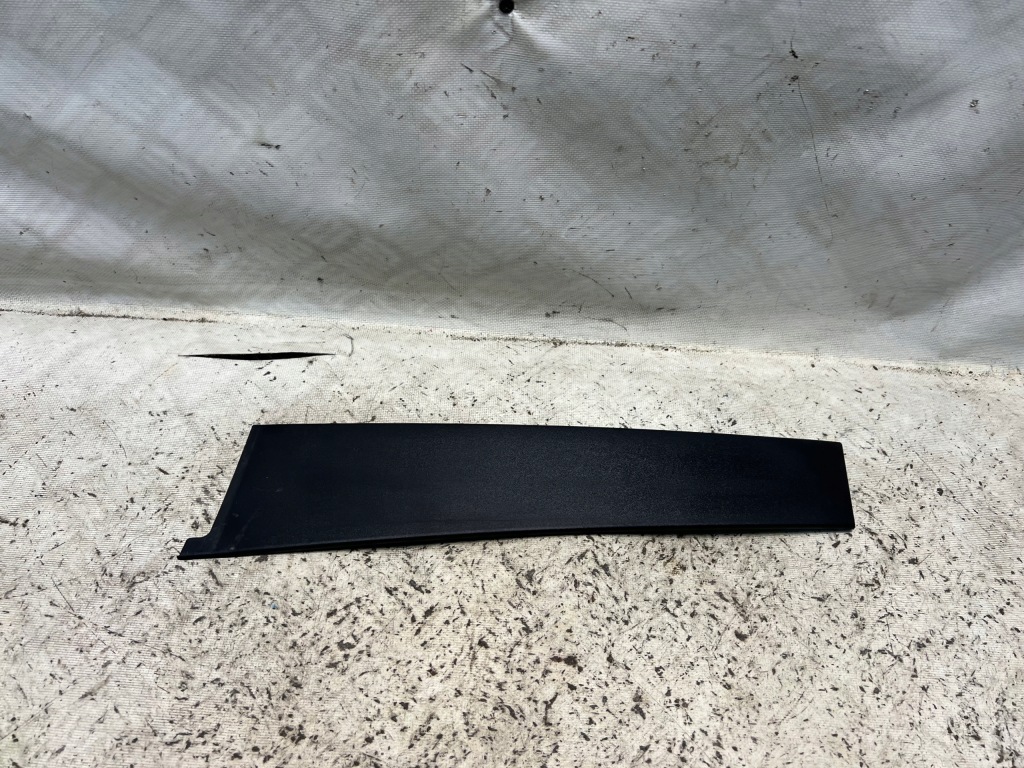 фото №1, Kia sportage v 21- молдинг дверь правый задняя europa оригинальный номер