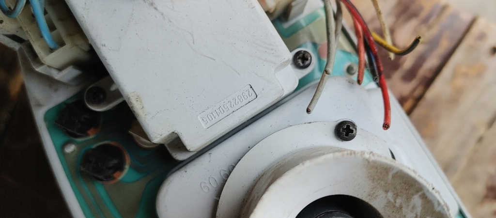 фото №10, Счетчик fiat оригинальный номер 60.6219.001 punto 1 i