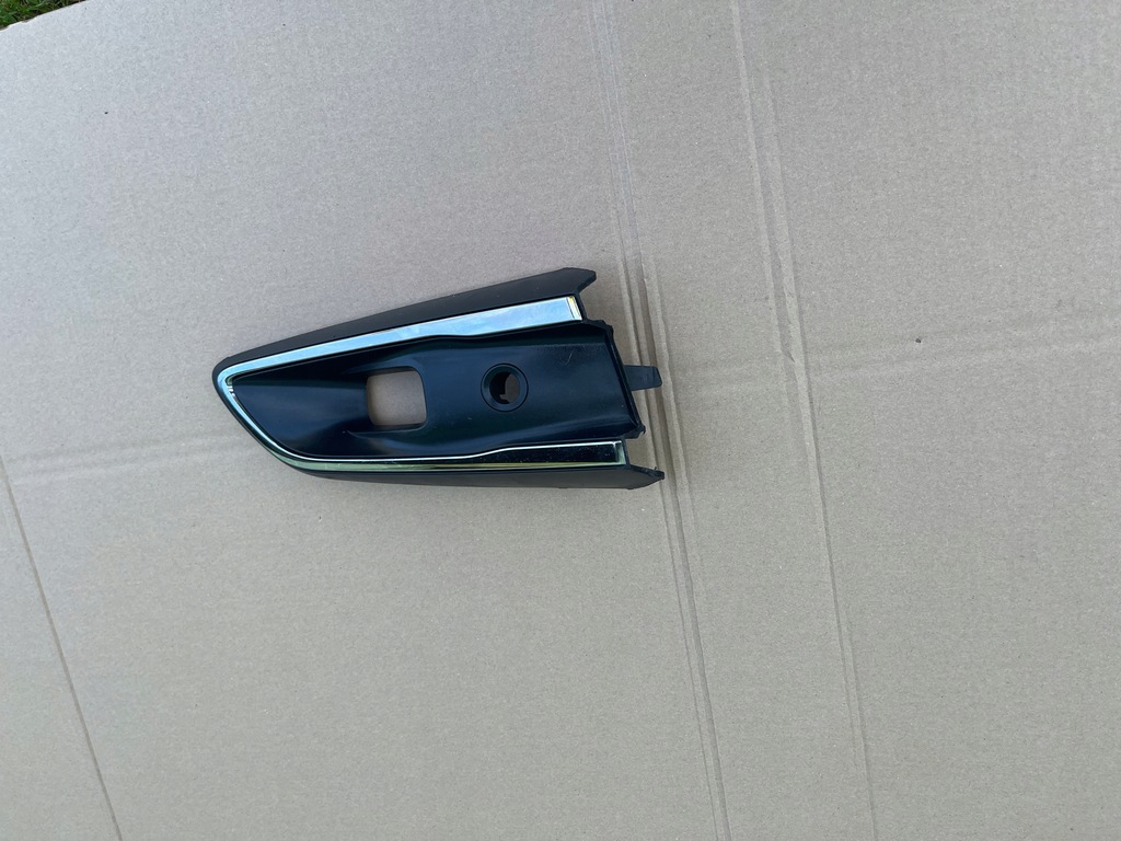 фото №3, Решётка левая renault zoe lift 2019 -