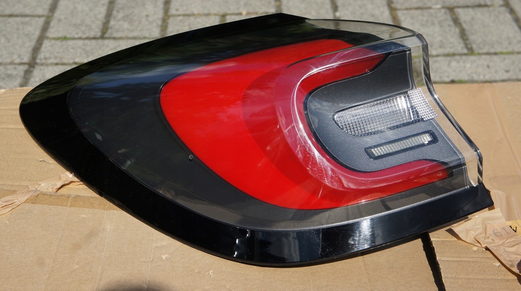 фото №1, Задняя левая лампа ford puma ii mk2 kmii led