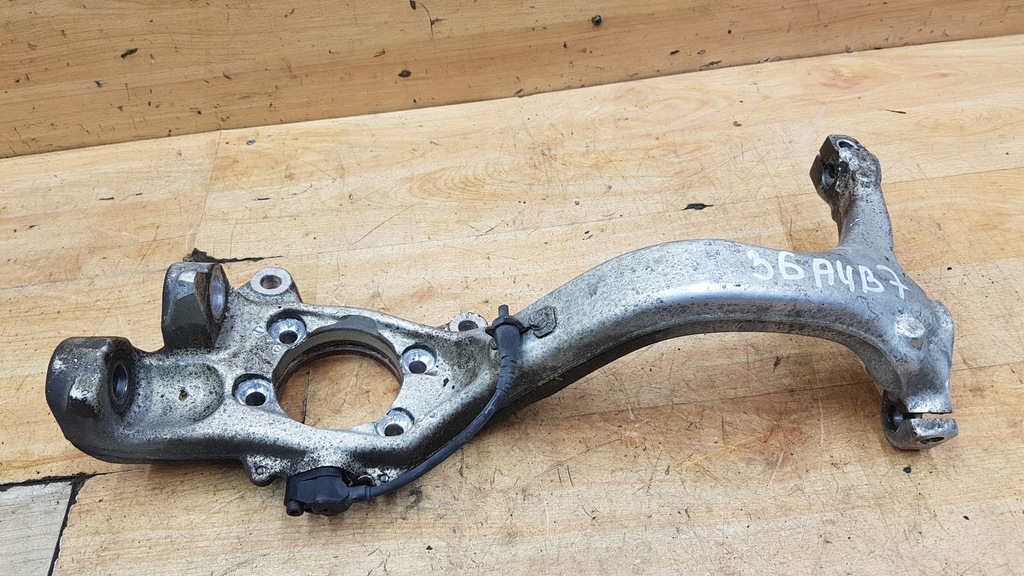 фото №1, Поворотный кулак перед передняя левая audi a4 b7