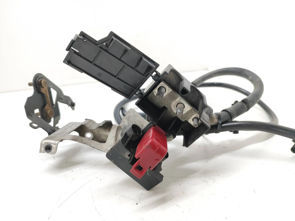 Volkswagen touareg i 2004 plus / клемма / шланг аккумулятор в Украине