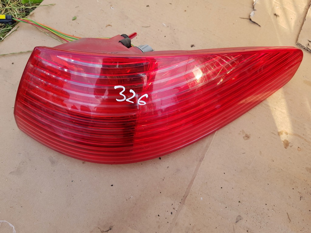 фото №1, Лампа права задня peugeot 607 i fl