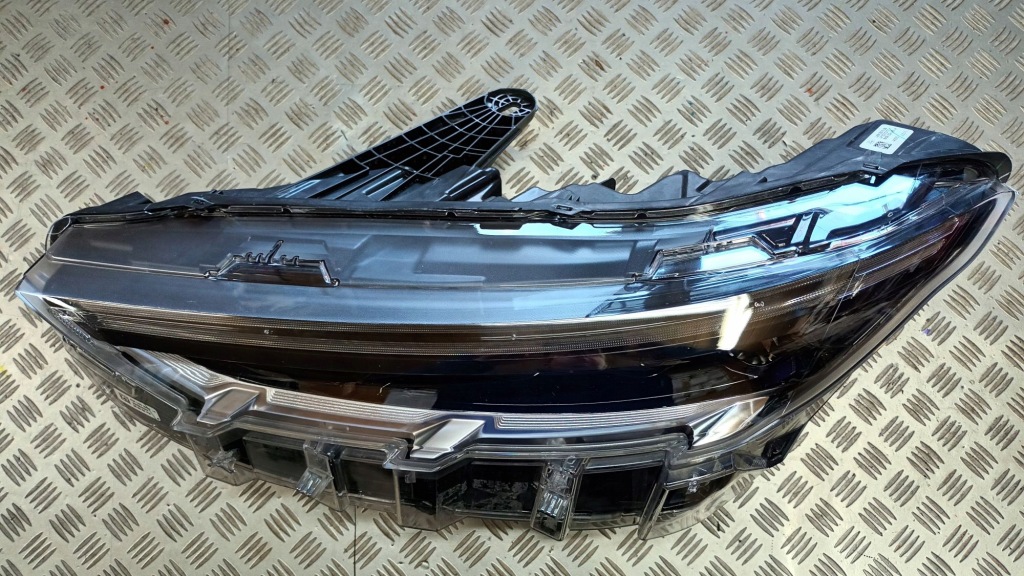 фото №1, Лампа левая передняя full led ford mustang mach-e 2020r- lj8b13e015bg