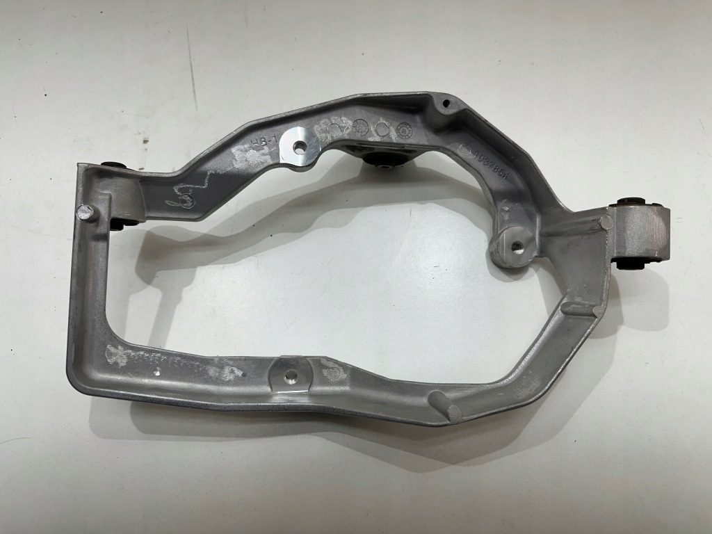 Купить Кронштейн компрессор tesla x 1038521-00-e новый