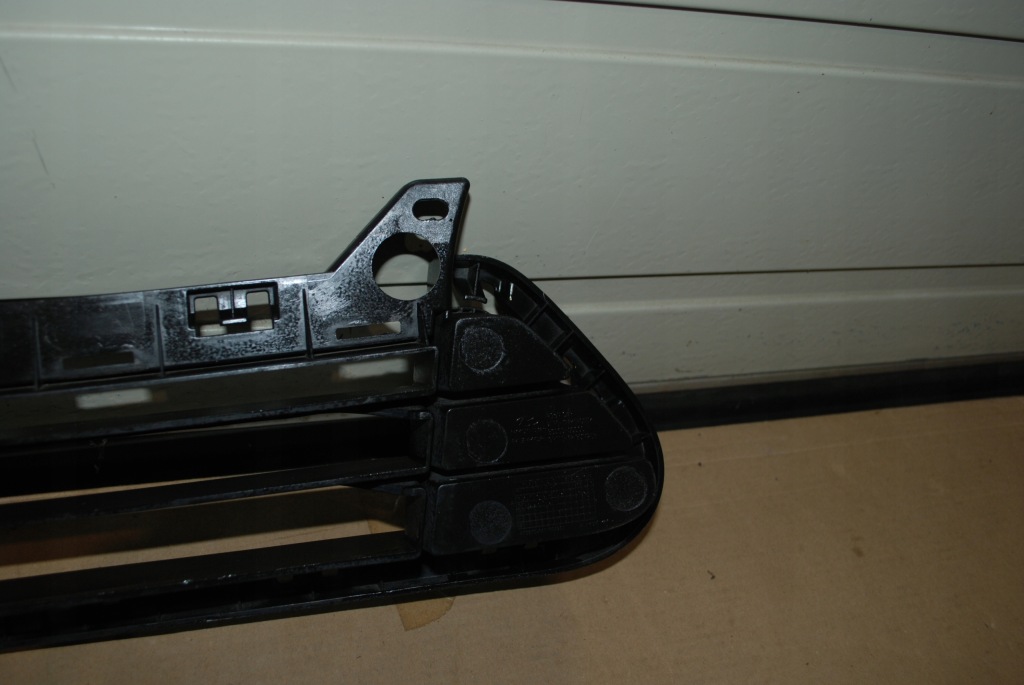 фото №11, Решётка бампера средняя перед hyundai i30 iii 17- 86560-s0000