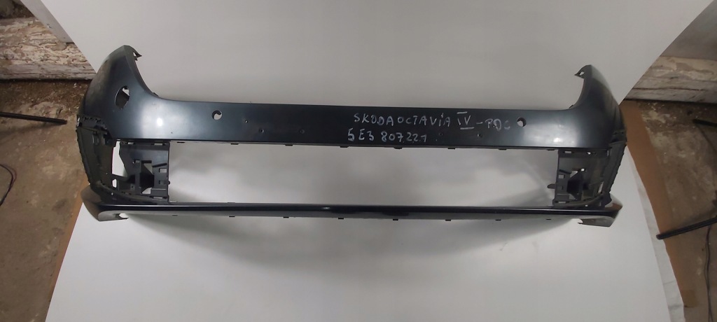 фото №1, Skoda octavia iv 5e3807221 бампер перед передній pdc