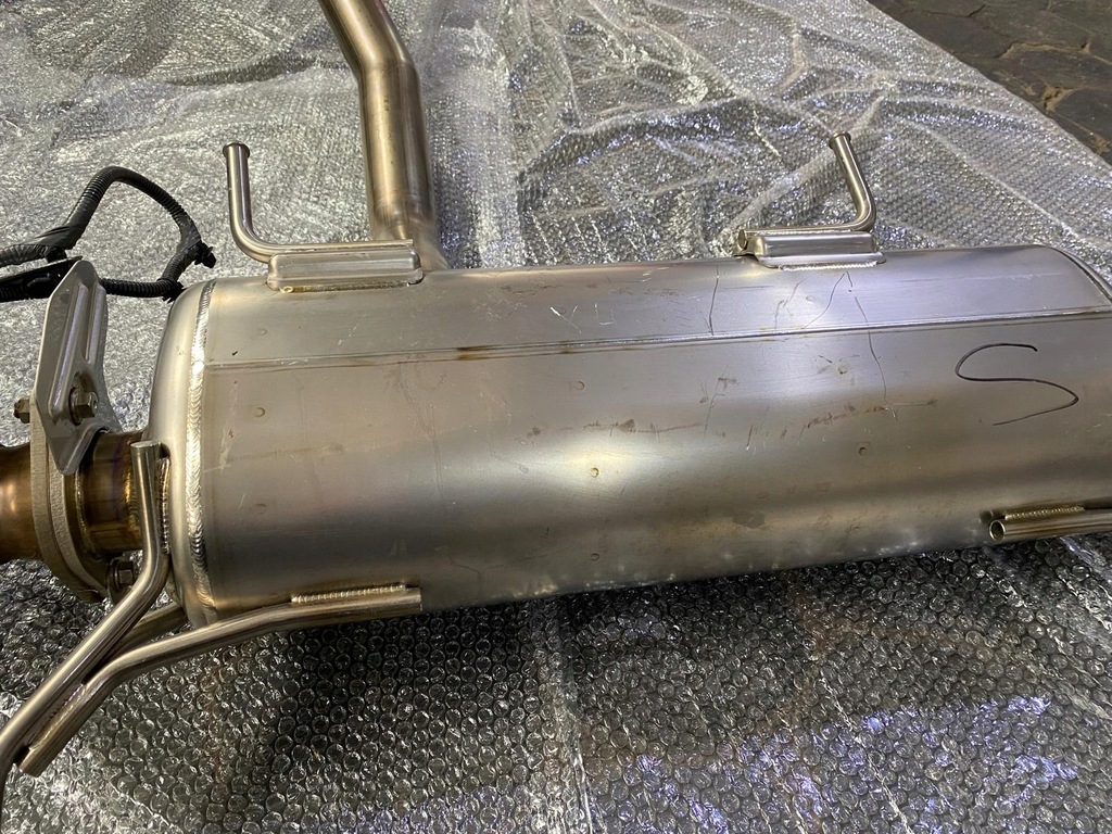 фото №12, Nissan gtr r35 3.8 v6 вихлоп титановий оригінал оригінальний номер nissan 201006av0a