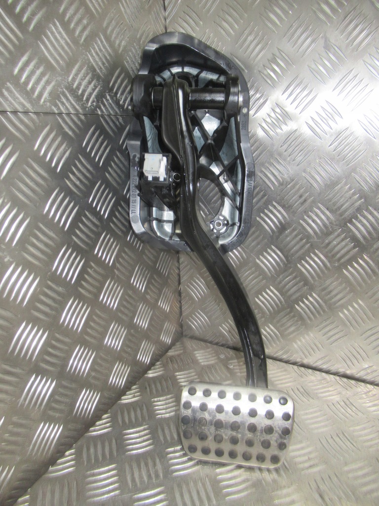 фото №1, Mercedes s klasa w222 педаль тормоза a2222920115