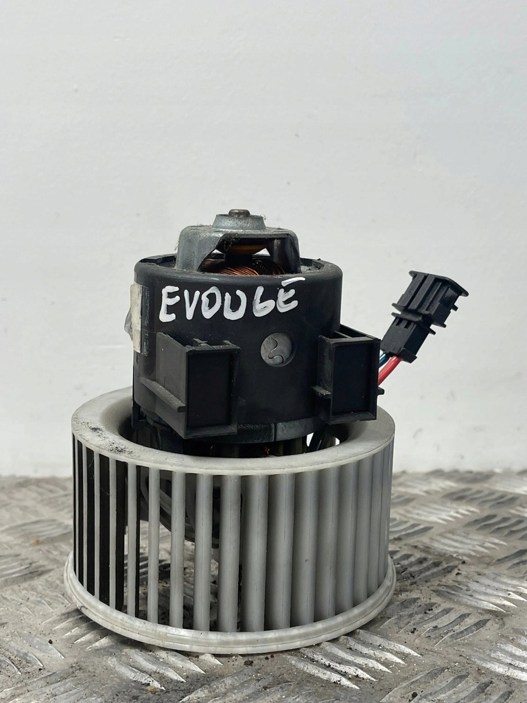 фото №1, Land rover range rover evoque l538 2012 вентилятор обдув / повітродувка