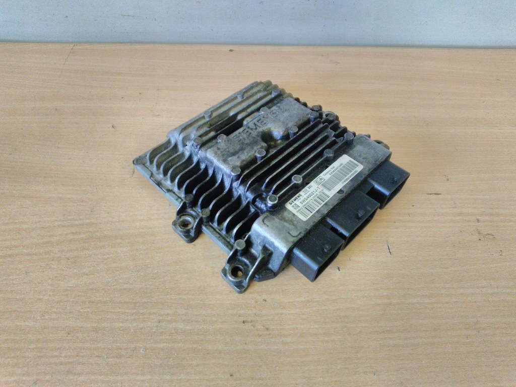 фото №1, Citroen c3 i 1.4hdi бортовой компьютер 9650670480