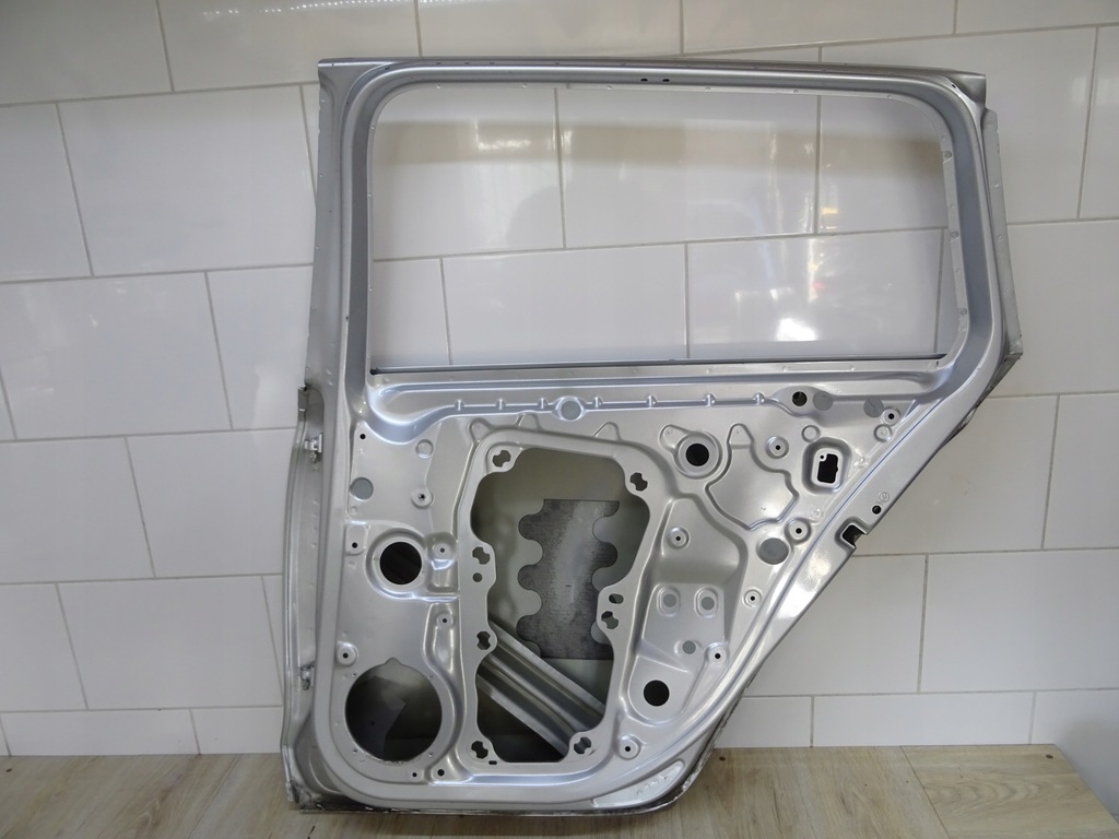 фото №10, Skoda octavia 4 iv 5e7 правое дверь kombi 5e7833312