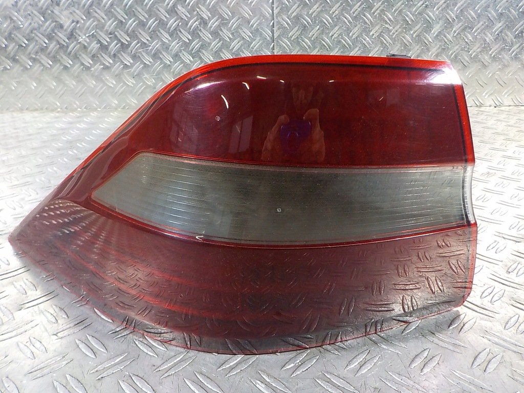 фото №1, Mercedes-benz оригінальний номер a1669063301 лампа задня комбінована