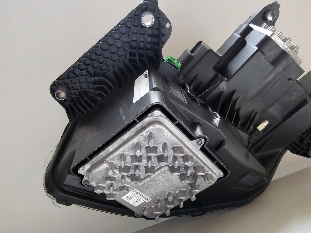 фото №9, Ferrari roma f169 лампа права правий перед