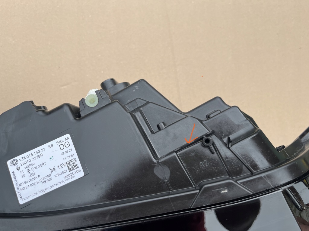 Купити Фара правий європа  renault megane v e-tech full led 2022 - 2024 .