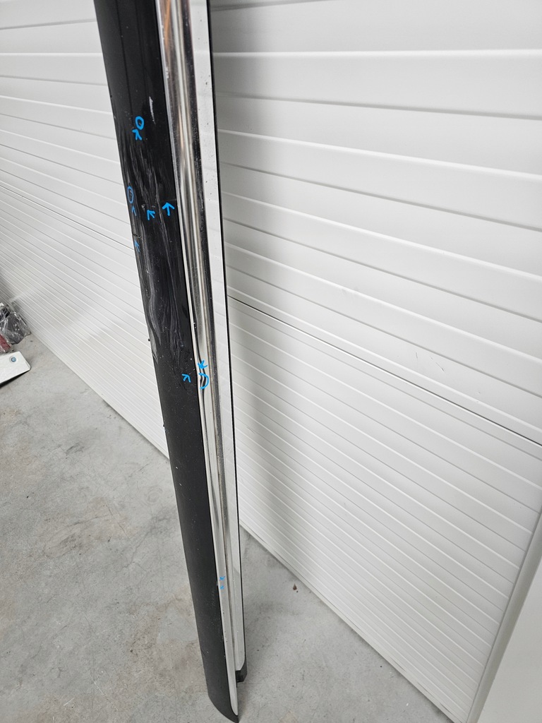 фото №7, Порог молдинг порог правая audi a8 d4