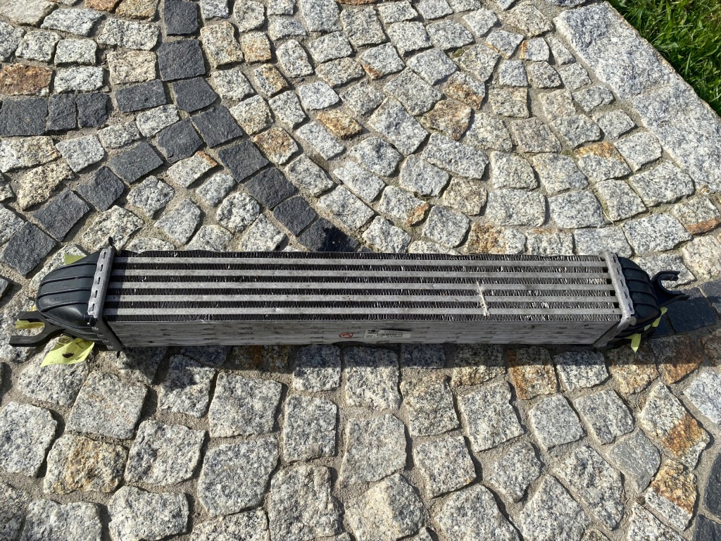 Mini cooper интеркулер радиатор воздуха 2751277-07 bmw Цена