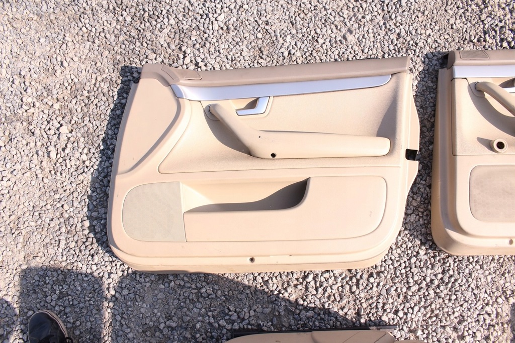 фото №7, Обшивки обивка дверь кожа audi a4 b7 sedan eu