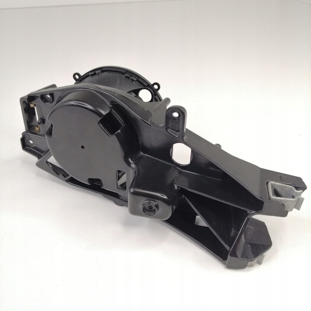 фото №7, Audi rs4 b7 8e0 sedan kombi кронштейн дзеркало правого пасажира