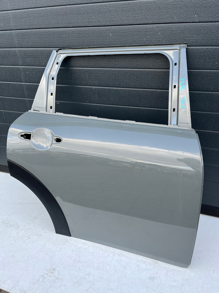 фото №3, Mini clubman f54 дверь задние правое b71