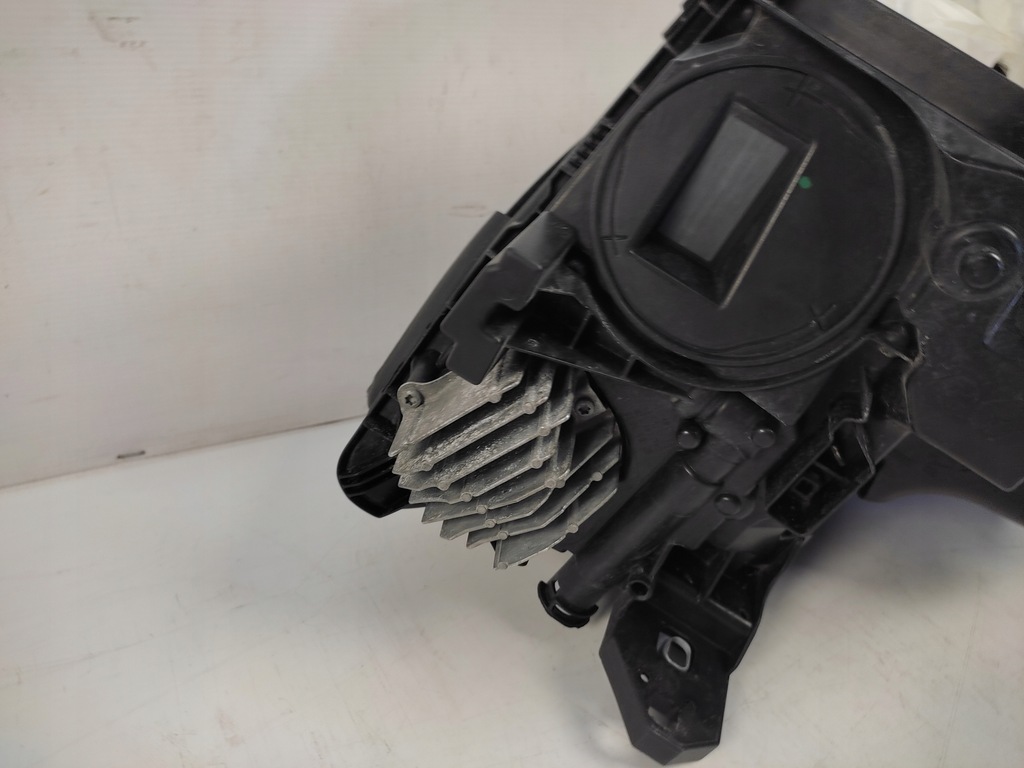 фото №15, Mercedes gla x156 lift лампа правая перед full led