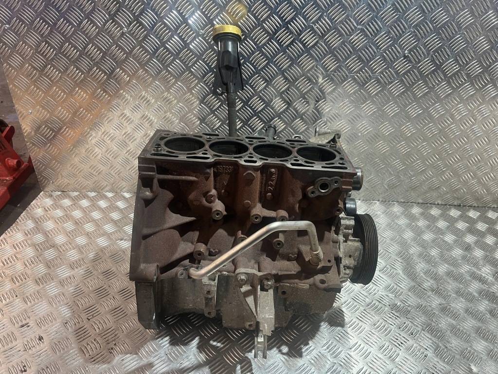 фото №1, Блок двигателя renault scenic iii lift 13- 1.5 dci k9k636
