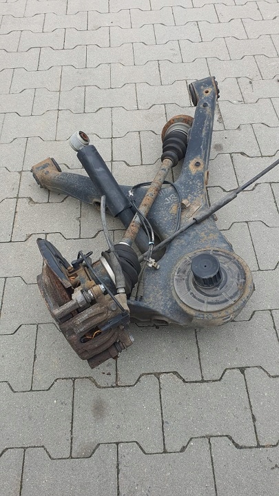 Купити W639 рестайлінг  поворотний кулак важіль привідний вал лівий задній 4-matic