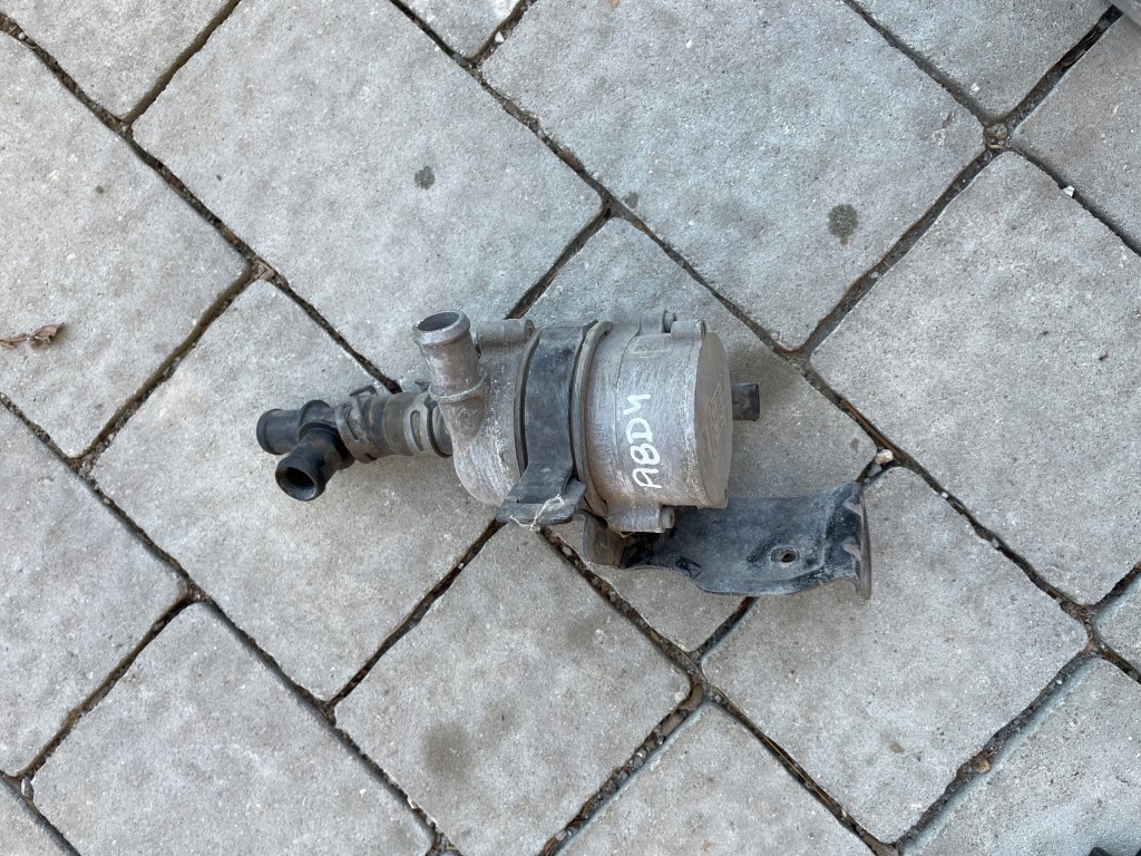 фото №1, Audi a8 d4 4h додаткова насос wody