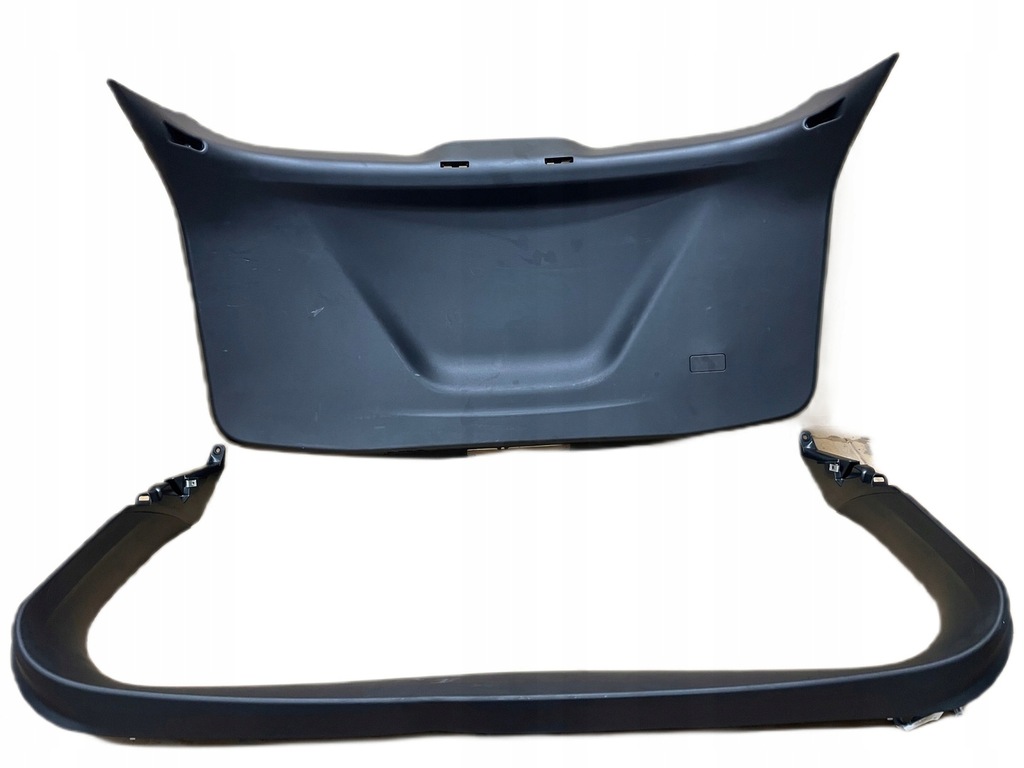 фото №1, Alfa romeo stelvio обивка крышки багажника b. ładna