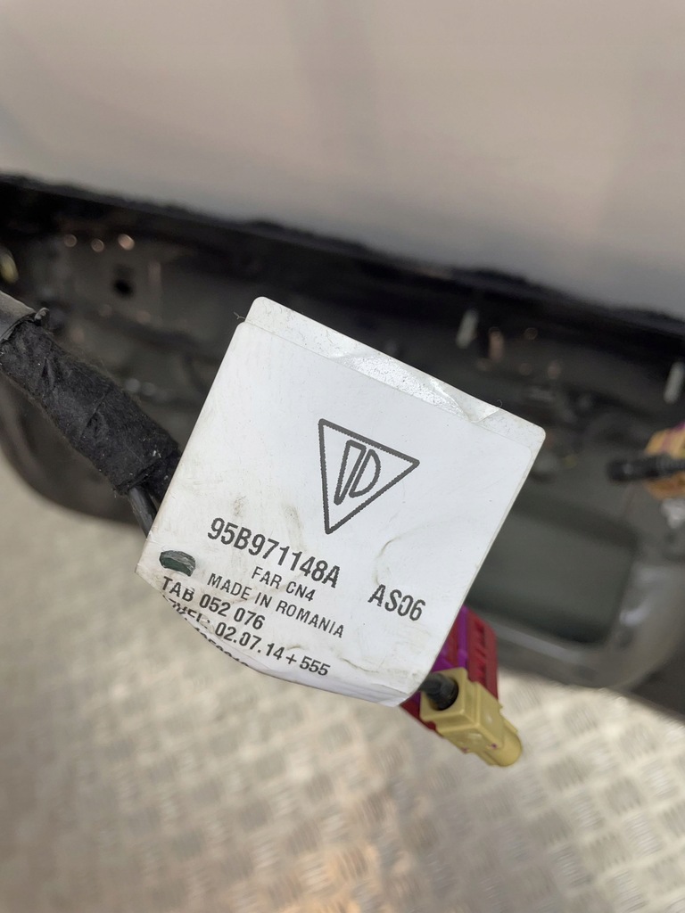 фото №10, Porsche macan 95b 2016 задняя крышка багажника багажника