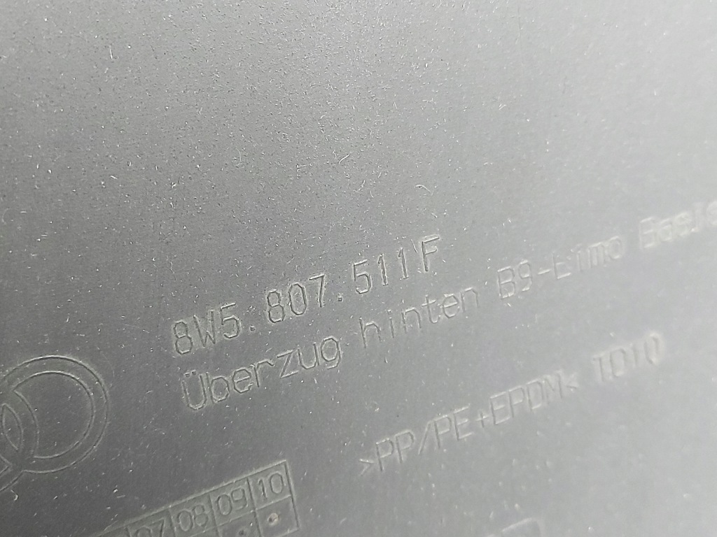 Бампер задній audi a4 b9 2015 рік седан до фарбування оригінальний номер 8w5807511f Недорого