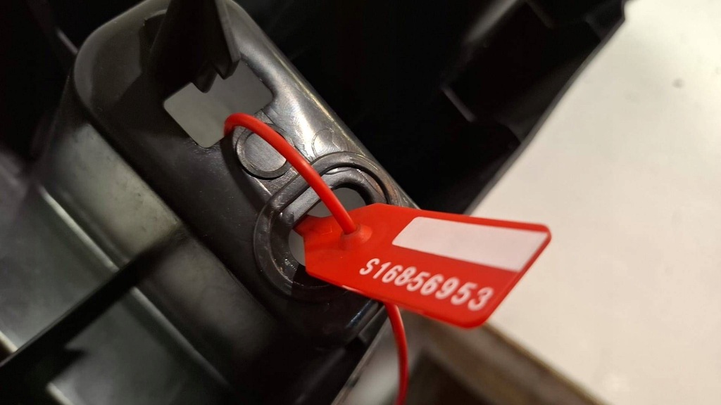 фото №8, Балка бампера задняя 850906235r dacia duster iii 2024-