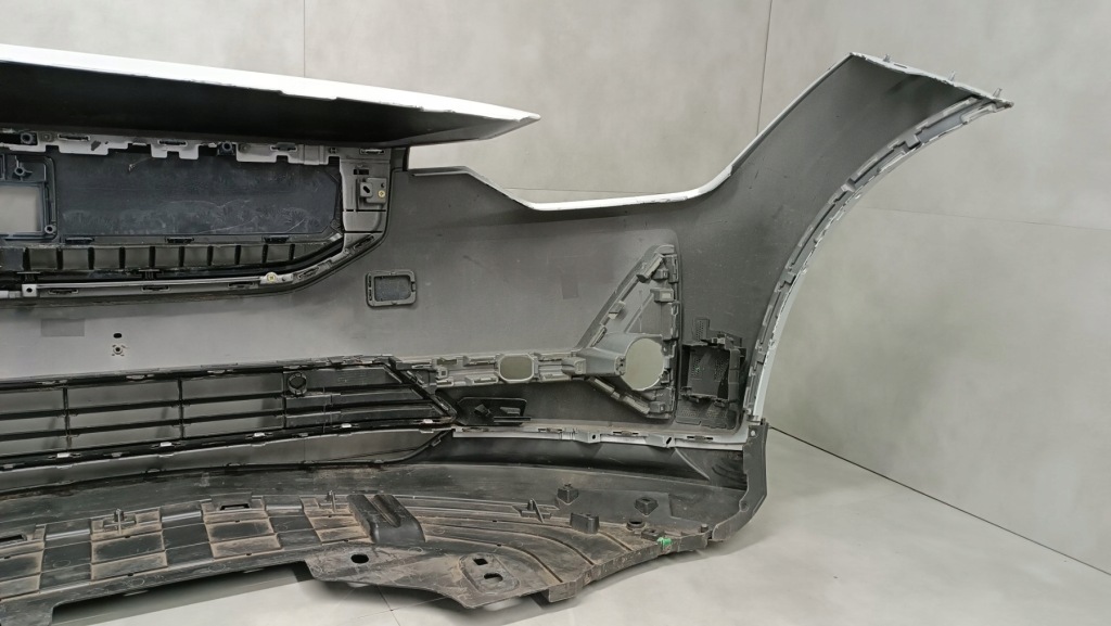 Бампер перед передній polestar 2 2 20- / + накладка нижня Недорого