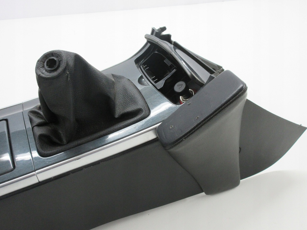 фото №11, Mazda 6 i gg туннель подлокотник kuda pod телефон