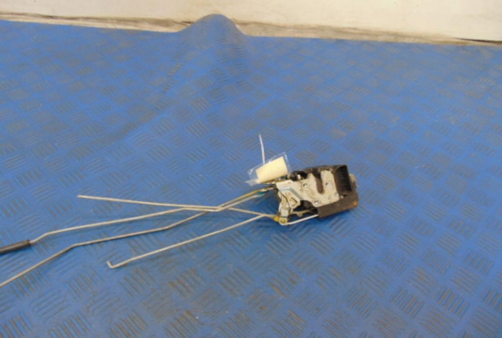 фото №6, Chevrolet aveo 1.2b замок правый перед a046818