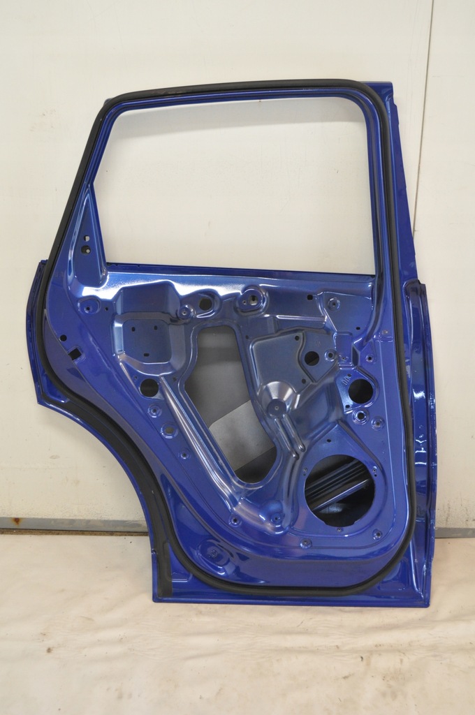 фото №13, Дверь левая задние audi q3 i 8u задняя левый 8u0