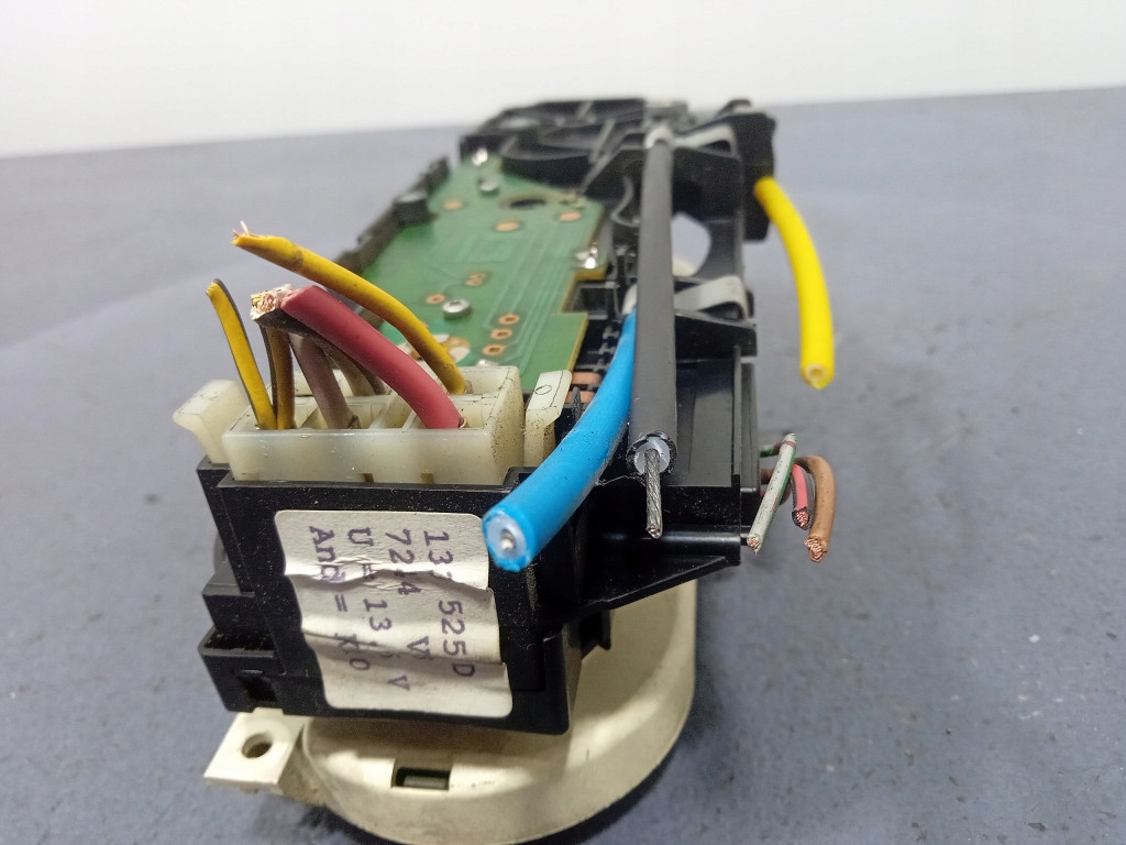 фото №6, Mercedes vito w638 панель переключатель кондиционера обдув 133525d