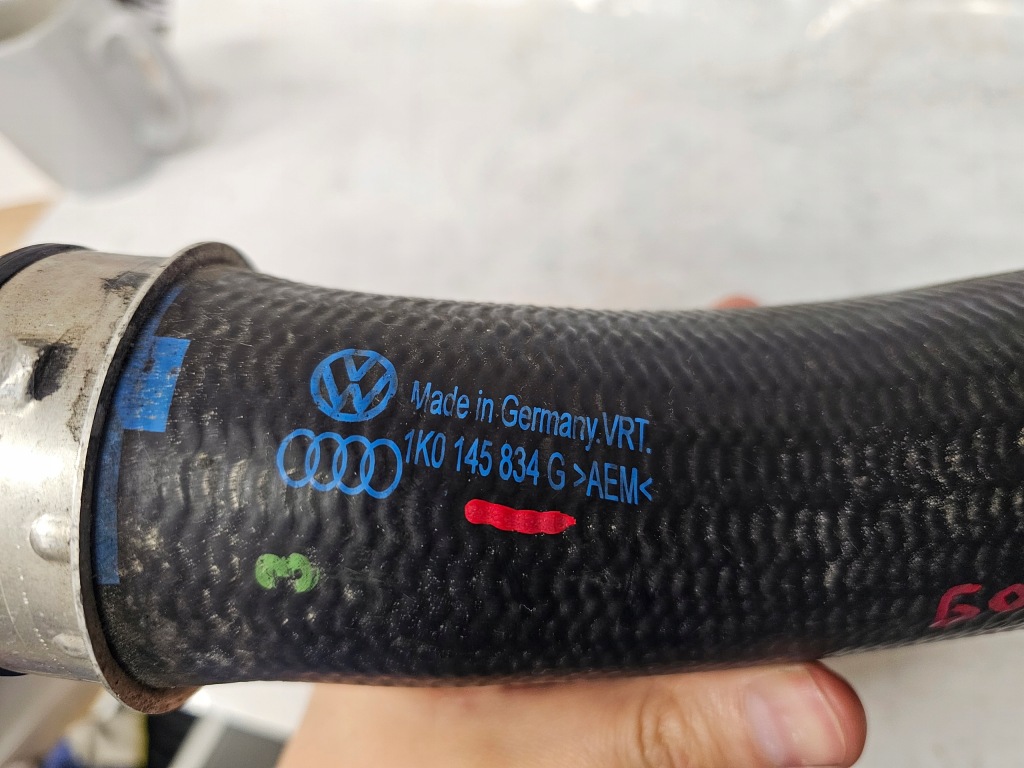 фото №5, Volkswagen golf v 1.9 tdi труба шланг інтеркулер 1k0145834g