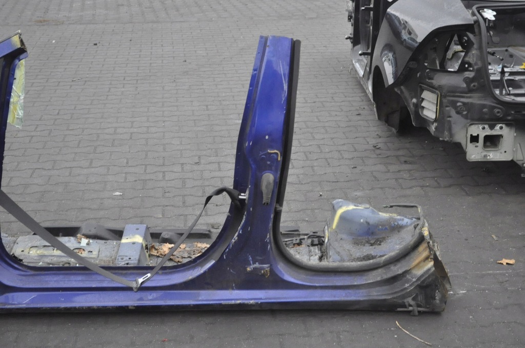 фото №2, Ford fiesta mk8 блок двигателя порог левый четверть